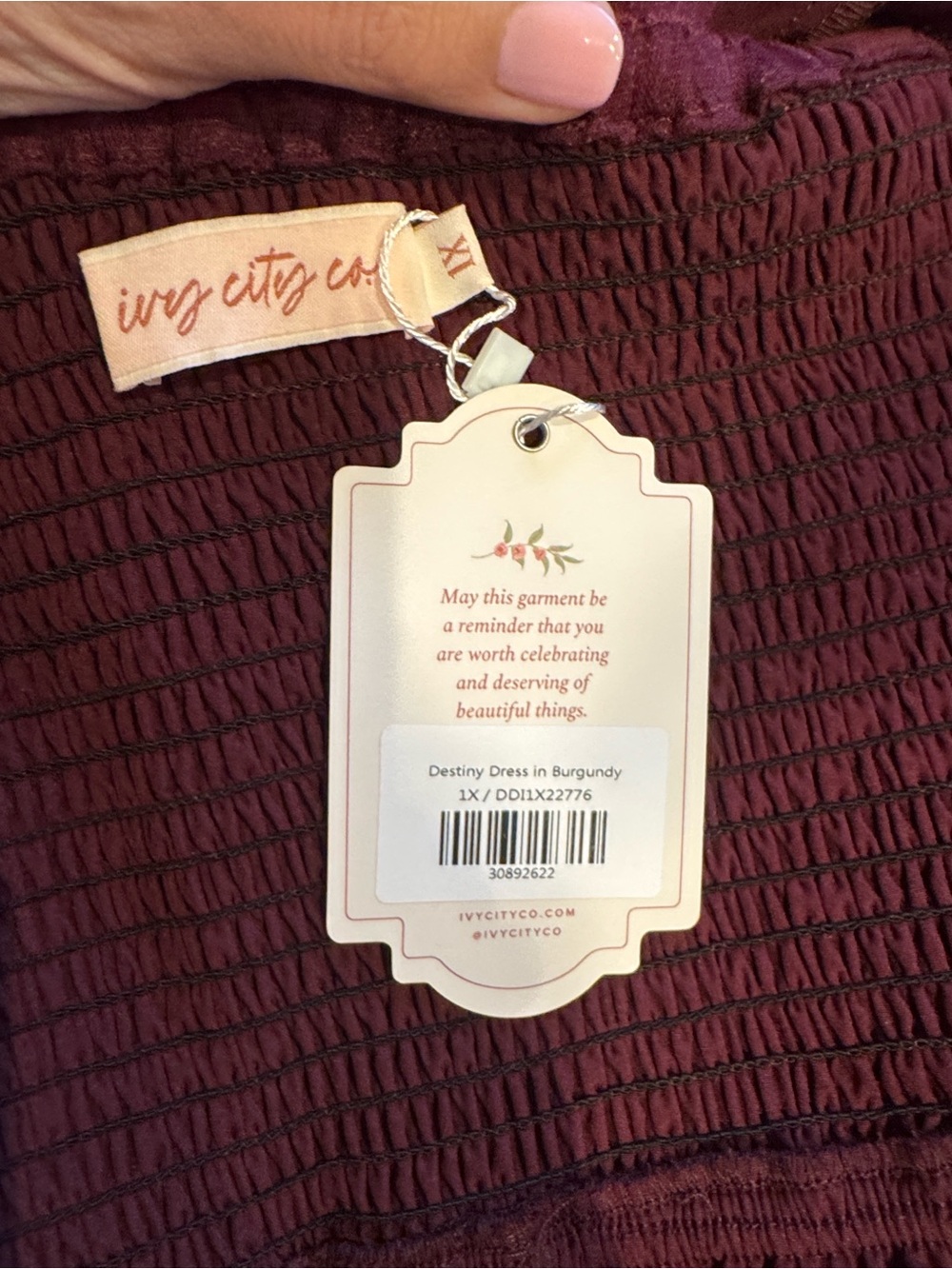 NWT Ivy City Co Destiny Dress in Burgundy - Picture 7 of 7
